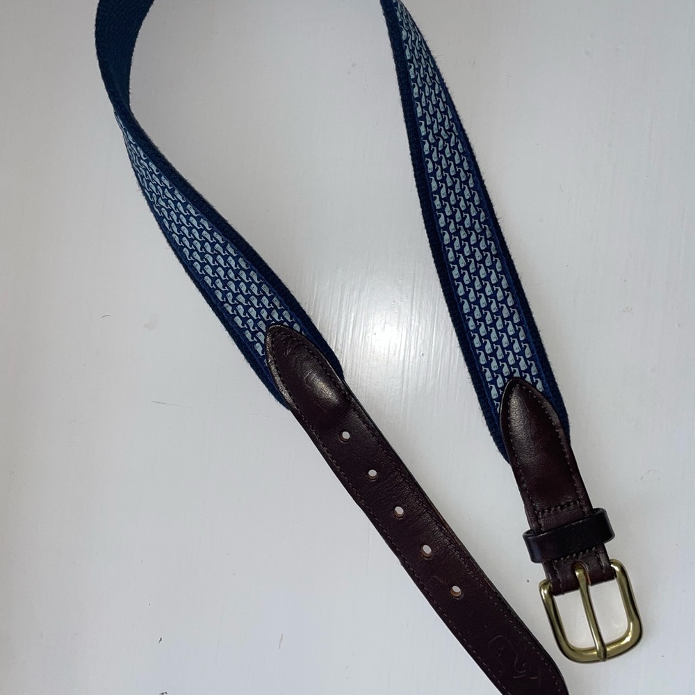 Vineyard Vines belt